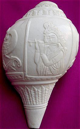 All type of Religious shankh( conch shells) for puja and diety bath purposes