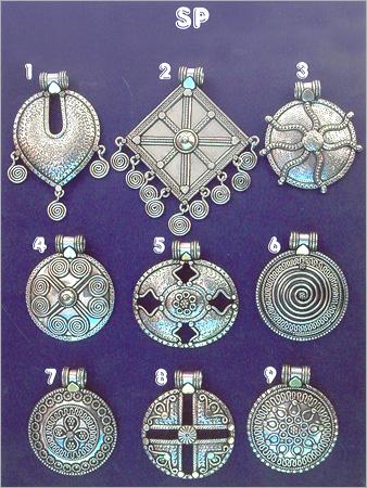 Silver Jewelry - Sterling Silver 925, Elegant Pendant with Versatile Style and Fine Craftsmanship
