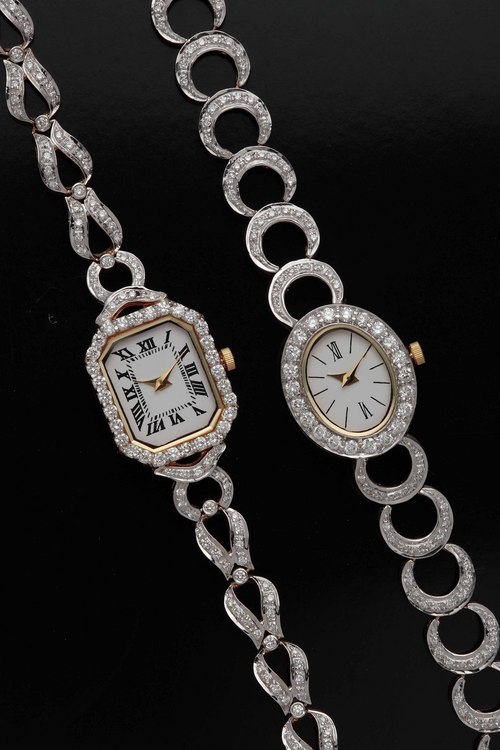 Ladies Watch With Full Diamond Belt