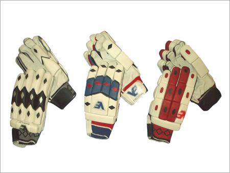 Crbatting Gloves - Wool Blend, 20-25cm, Off-White | Impact Protection, Grip Enhancement, Comfort, Durability, Wrist Support