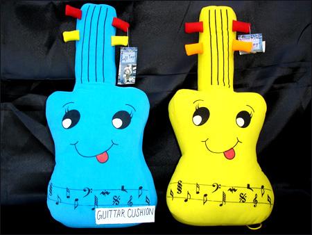 GUITAR CUSHION