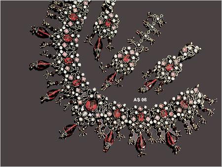 Antique Sets & Pendant Sets