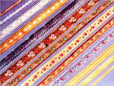 Jacquard Laces & Borders with Multiple weft
