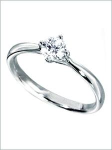 Diamond & White Gold Engagement Ring