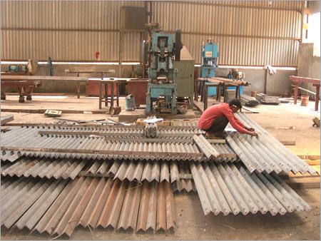 Electroforge Gratings, Cable Trays, Transmission Towers and G1 Strips