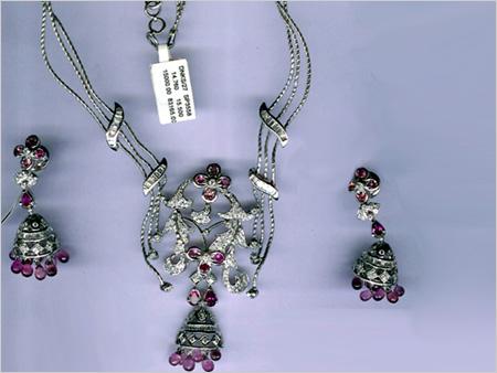 Costume & Fashion Jewelry