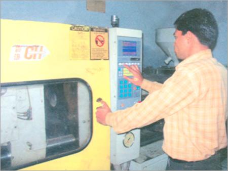 Injection Moulding Machine