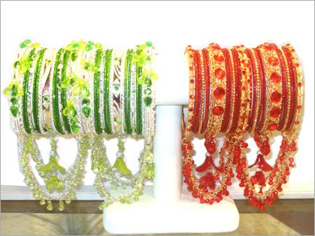 Hathkadi bangles made of kundan and semi-precious crystals