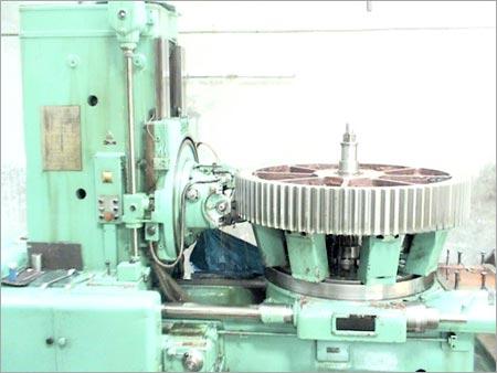 Gear Hobbing Machine