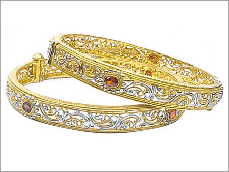Gold / Diamond Kangan
