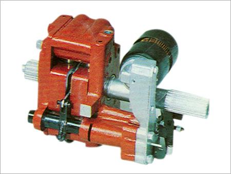 Model-Tafe MF-1035