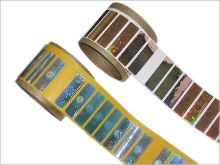 Holographic Pouch