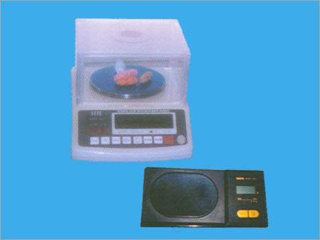 Electronic Weigh Balance