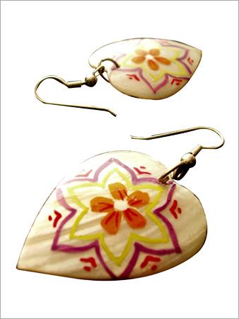 Costume Jewelry - Metal & Shell, 30x25 mm, Off-white | Handcrafted, Eye-catching, Durable, Lightweight, Elegant Design, Unique Style