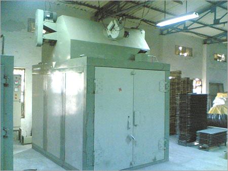 फर्नेस निर्माता