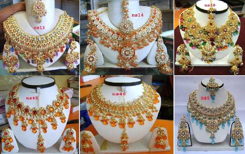 Kundan jewellery