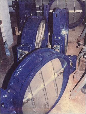 Wafer Type Butterfly Damper with Pneumatic Arrangement