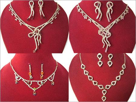 Jewelry - Costume