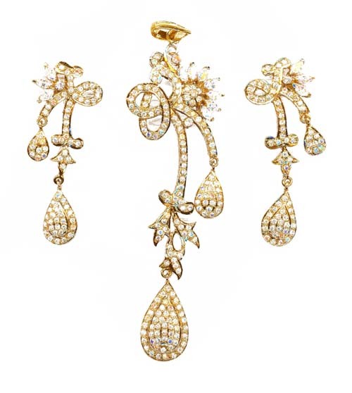 Pendant with Earrings