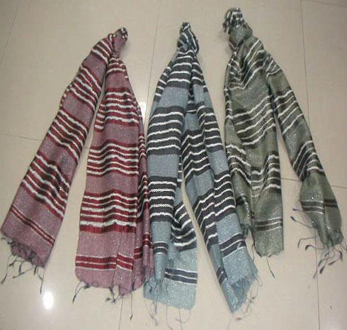 STOLES /SCARVES