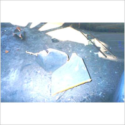 Damaged bearing block due to high vibration