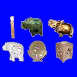 लकड़ी/पत्थर की नक्काशी हस्तशिल्प