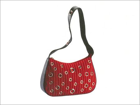 Handbag - Fabric, 32cm x 19cm, Red | Zipper Closure, Multiple Pockets, Cell Phone Holder, Stylish Design, Convenient Carry