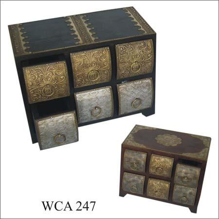 Wooden Drawer Chest