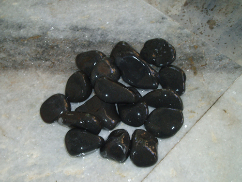 Blcack pebbles