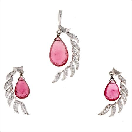 Gemstone Studded Pendant cum Earring