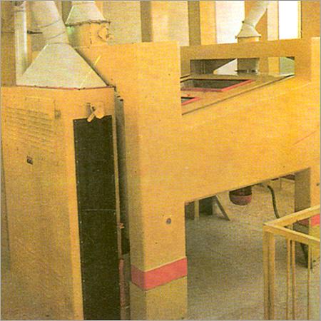 Rotary Separator with Aspiration Channel