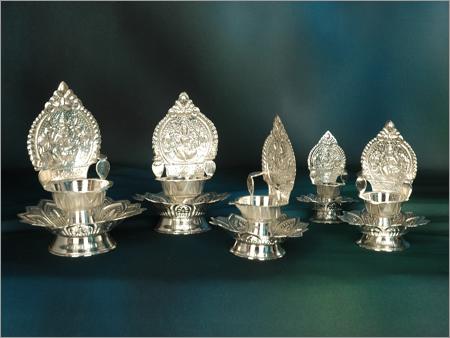 Kamakshi Lamps