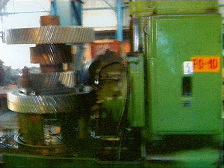 Gear Hobbing Machine