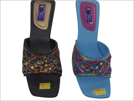 Footwear Art No. 257, Rs. 395