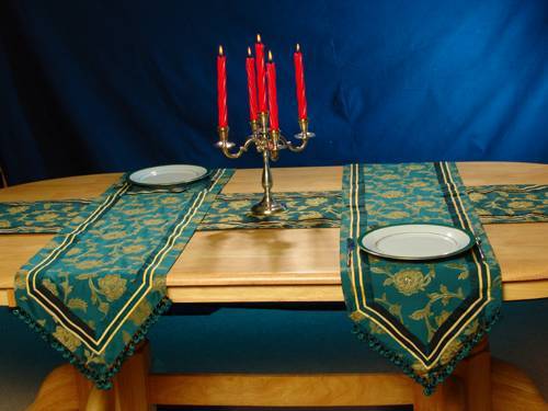 TURQ COLORED RUNNER SET