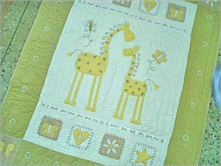 Baby Giraffe Quilt - Cotton Velvet, 36x48 Inches, Beige | Soft Fabric, Cozy Warmth, Adorable Design