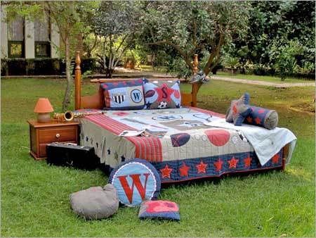 Kids Quilt- Victory