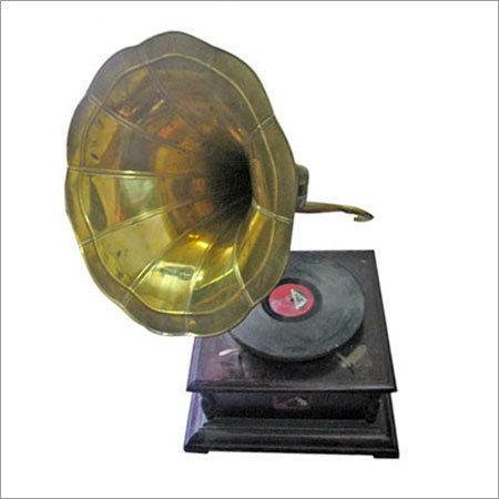 Gramophone (Wooden And Brass)