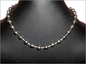 Silver Beaded Neckless