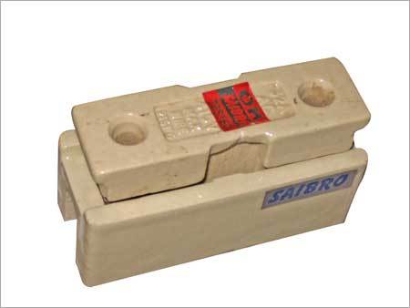 Kitkat Fuse Unit (32 Amp., 415 Volts)