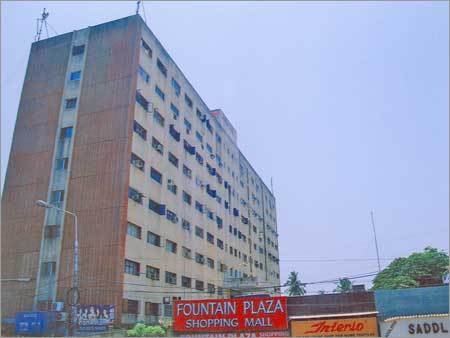 Consultants & Negotiators