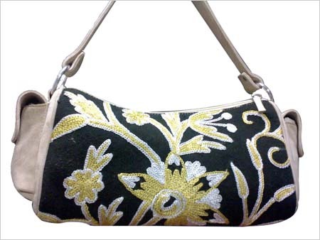 Silk Yarn Crewel Embroidery Matka Silk Hand Bag