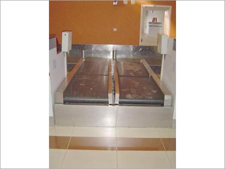 Scale Conveyor