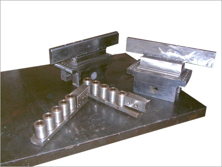 Slide Guide Arrangements for Coil Winding
