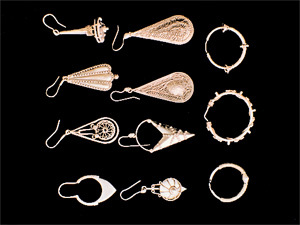 Fancy Earrings - Metal Alloy 20-40mm Gold, Stylish Design, Fine Polish, Elegant Drop/Hoop