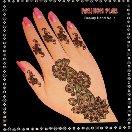 Fashion Plus Beauty Hand