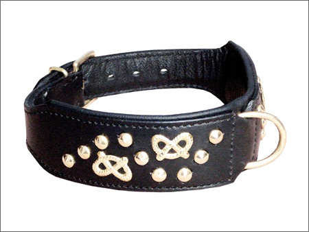 Dog Collar - Leather & Metal, Varied Sizes, Black | Adjustable Size, Comfortable Fit, Durable Leather, Reinforced Stitching, Stylish Design
