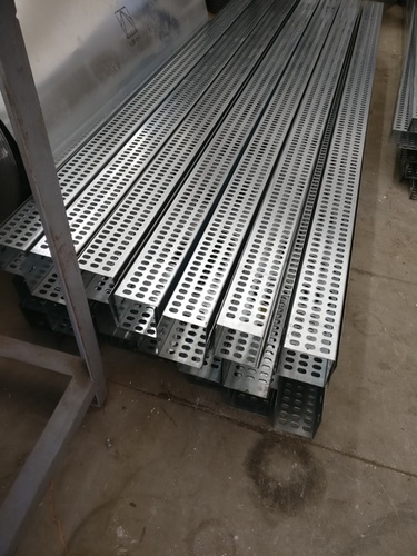 Perforated Cable Trays Conductor Material: Steel