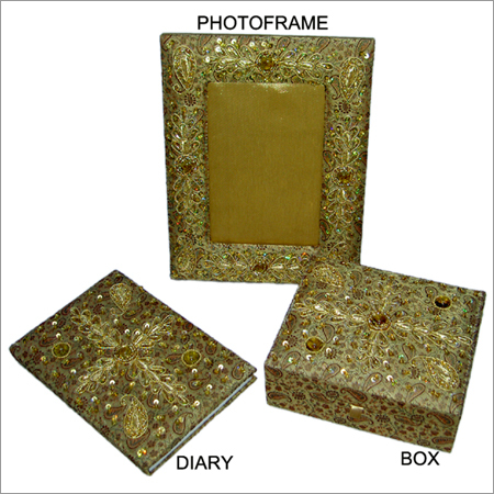 Hanging Picture Frames