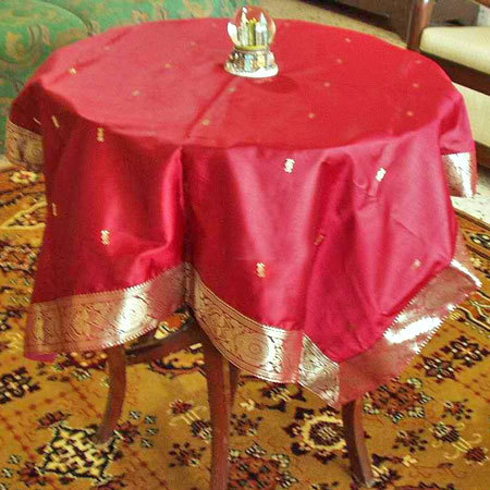 Sari Tablecloth / Linen / Toppers